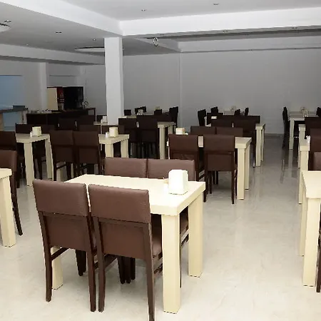 Acar Hotel
